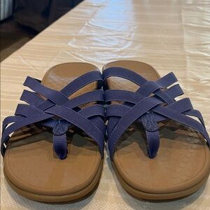 NEW Vionic Tia Sandal size 9 women’s